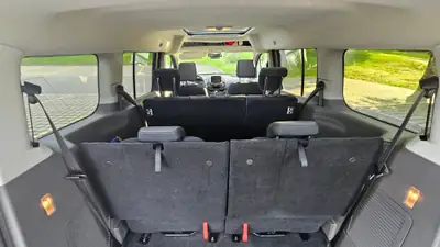 Ford Tourneo Connect Grand — Monospace spacieux diesel automatique, 71 700 km — Thumbnail 10