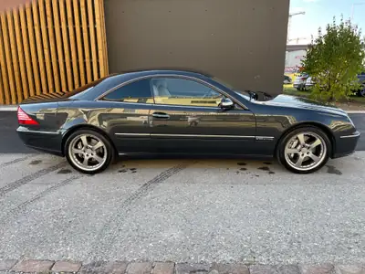 Mercedes-Benz CL 600 V12 Bi-Turbo — Coupé Grand Tourisme légendaire, 500 ch — détail