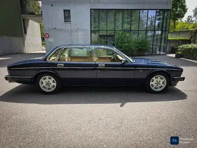 Daimler Double Six 6.0 — Berline de prestige rare, 307 ch, veteranzulassung — détail