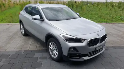 BMW X2 sDrive 20i Steptronic — Petit SUV agile, 27'000 km seulement — côté