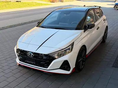 Hyundai i20 1.6 T-GDi N — Petit sportif dynamique, état impeccable et quasi neuf — dashboard