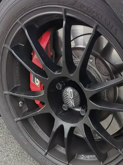 Toyota GR Yaris 2021 — Le bolide nippon à 430 ch, sans compromis — Miniatur 8