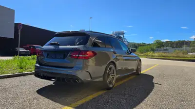 Mercedes-Benz C 63 S AMG — Break haute performance, 510 ch, garantie constructeur — interni