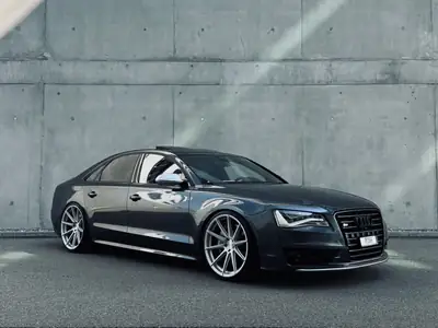 Audi S8 4.0 TFSI V8 quattro — Berline de prestige 520 ch, sans accident — vista esterna