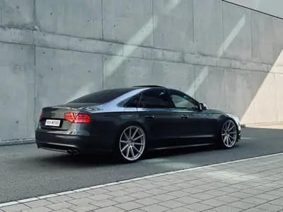 Audi S8 4.0 TFSI V8 quattro — Berline de prestige 520 ch, sans accident — fianco
