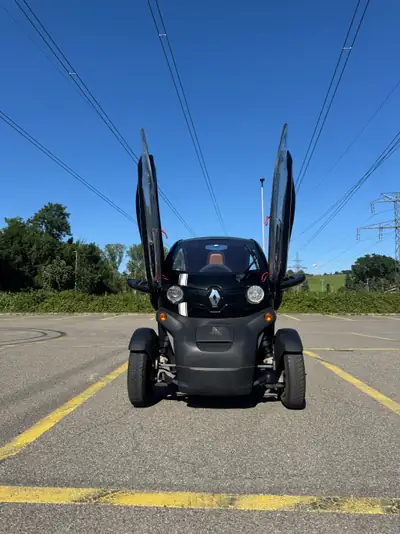 Renault Twizy Z.E. Sport Edition — Électrique urbain compact, 40 000 km — vista esterna
