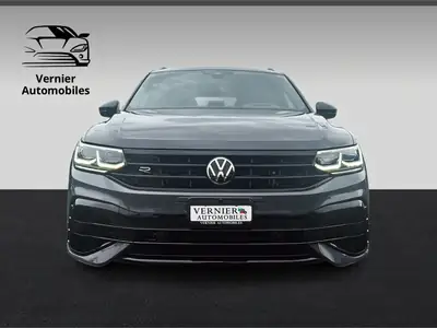 VW Tiguan 2.0 TSI R 4Motion — SUV performant 319 ch, très bon état, 56'300 km — side view