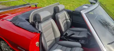 Alfa Romeo Spider 2.0 Aerodinamica 1989 — Cabriolet mythique, état d'origine exceptionnel — Innenraum
