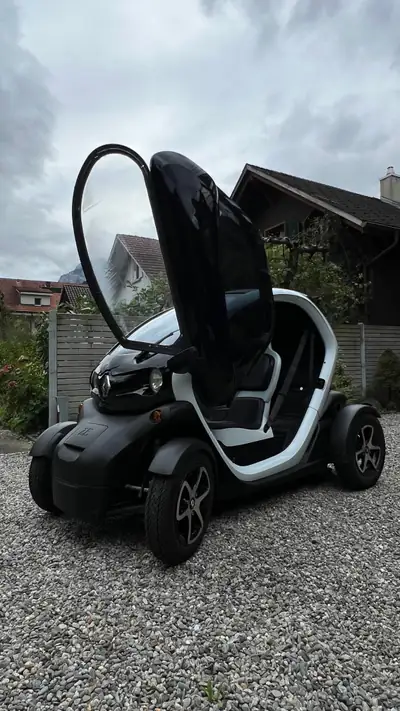 Renault Twizy Z.E. Technic — Citadine électrique compacte, batterie incluse — fianco