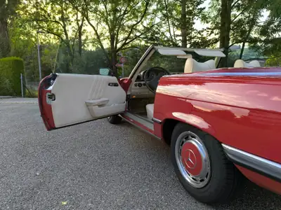 Mercedes-Benz SL 350 Cabrio 1973 — Chef-d'œuvre restauré, homologation véhicule ancien — détail
