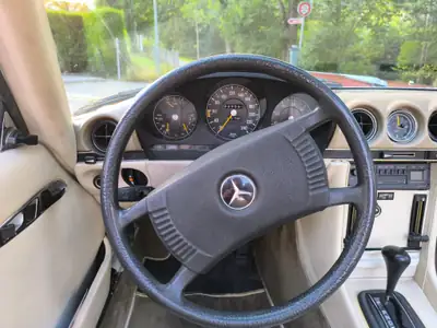 Mercedes-Benz SL 350 Cabrio 1973 — Chef-d'œuvre restauré, homologation véhicule ancien — Miniature 7