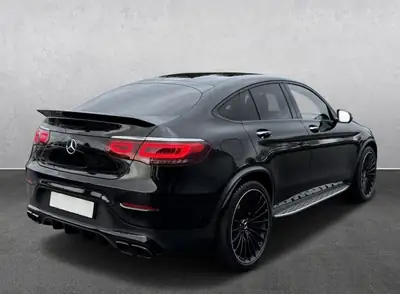 Mercedes-Benz GLC 63 AMG Coupé — Performance 476 ch, Design Noir Métallisé — interior