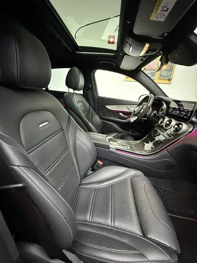 Mercedes-Benz GLC 63 AMG Coupé — Performance 476 ch, Design Noir Métallisé — Thumbnail 10