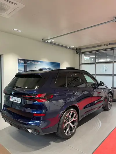 BMW X5 xDrive 48V 40d M Sport Pro — SUV premium diesel hybride, 40'000 km seulement — Außenansicht
