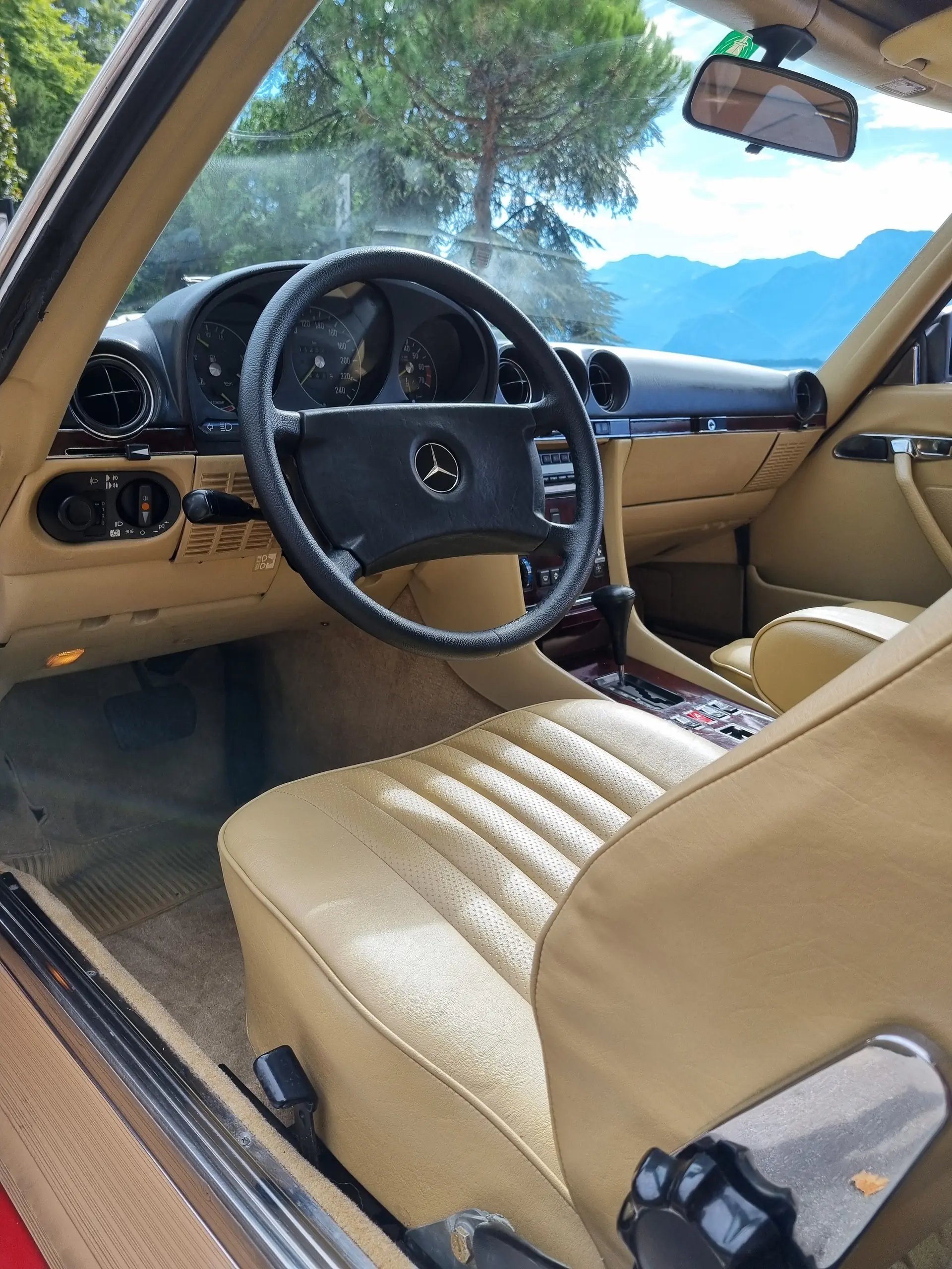 Mercedes-Benz Sl 500 1985 occasion Montreux — 3