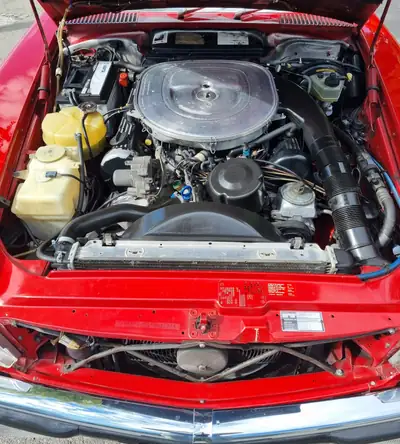 Mercedes-Benz SL 500 R107 Phase 2 — Cabriolet légendaire, 245 ch, histoire automobile — Miniature 12