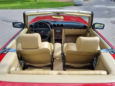 Mercedes-Benz SL 500 R107 Phase 2 — Cabriolet légendaire, 245 ch, histoire automobile — Miniature 11