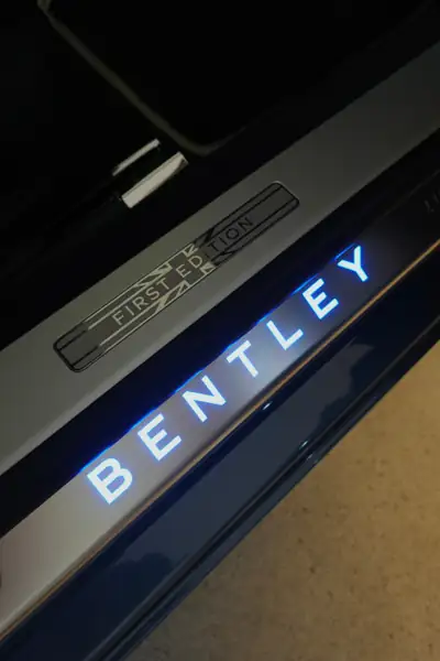 Bentley Continental GTC 6.0 W12 — Cabriolet de luxe, motorisation mythique, état impeccable — Miniature 9