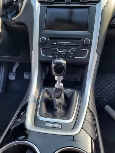Ford Mondeo Mk5 1.6 TDCi — Break diesel fiable, très bon état, 193'000 km — Miniature 8