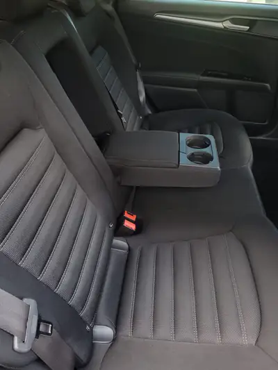 Ford Mondeo Mk5 1.6 TDCi — Break diesel fiable, très bon état, 193'000 km — Miniature 13
