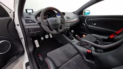 Renault Mégane Coupé 2.0 Turbo RS Trophy-R — Collector 1/250, 275 ch, kilométrage neuf — Miniatura 8