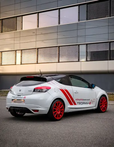 Renault Mégane Coupé 2.0 Turbo RS Trophy-R — Collector 1/250, 275 ch, kilométrage neuf — Miniatura 7
