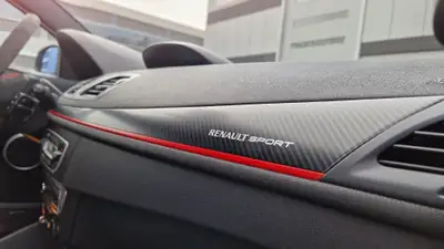 Renault Mégane Coupé 2.0 Turbo RS Trophy-R — Collector 1/250, 275 ch, kilométrage neuf — Miniatura 20
