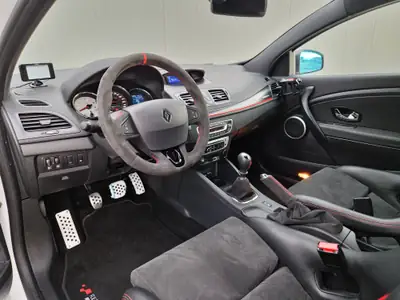Renault Mégane Coupé 2.0 Turbo RS Trophy-R — Collector 1/250, 275 ch, kilométrage neuf — Miniatura 24