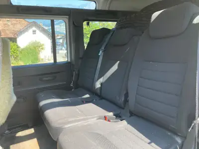 Land Rover Defender 110 2.2 TD4 — Le SUV robuste et fiable pour l'aventure — Miniatur 7