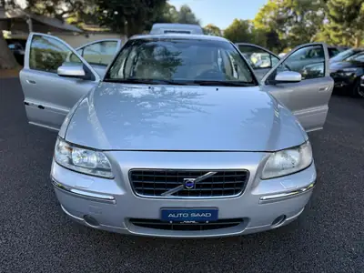 Volvo S60 2.5T AWD Kinetic — Berline premium suédoise, traction intégrale et 210 ch — Miniatur 11