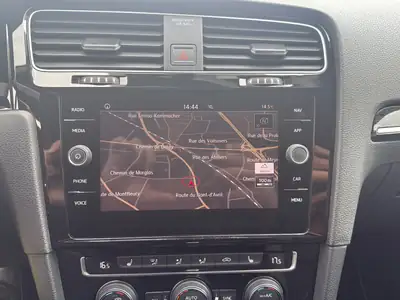 VW Golf 1.5 TSI EVO Highline DSG — Compacte dynamique, faible consommation et garantie 12 mois — Thumbnail 14