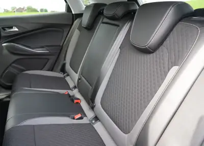 Opel Grandland X 2.0 CDTi Ultimate — SUV premium diesel automatique, 50 000 km — Armaturenbrett