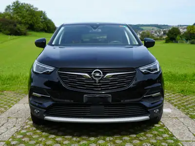 Opel Grandland X 2.0 CDTi Ultimate — SUV premium diesel automatique, 50 000 km — Innenraum