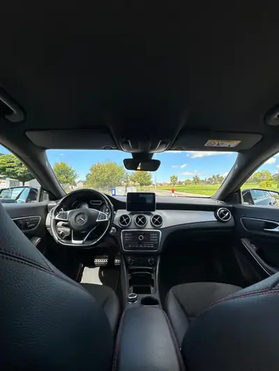 Mercedes-Benz CLA 200 AMG Line — Élégance et dynamique, 130'000 km seulement — détail