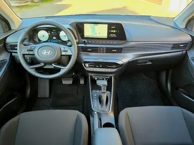 Hyundai i20 1.0 T-GDi Vertex DCT — Citadine urbaine dynamique, très peu kilométrée — Miniatura 8