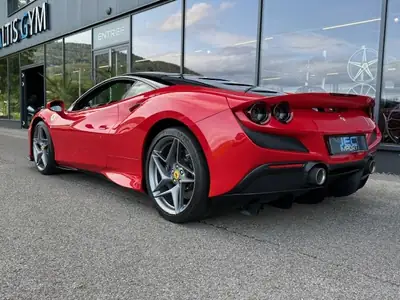 Ferrari F8 Tributo 2020 — 720 ch de pur plaisir, kilométrage modéré — detail