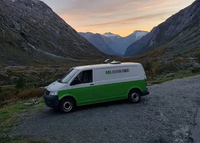 VW T5 1.9 TDI PD — Aménagement camping intégral, moteur fiable et économe — Seitenansicht