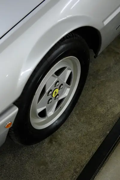 Ferrari 412 1987 — Chef-d'œuvre Gran Turismo, 325 ch et élégance intemporelle — cruscotto