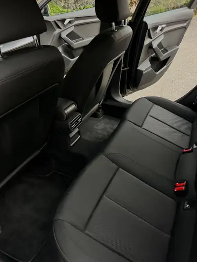 Audi A3 Sportback 35 TFSI — Berline compacte hybride légère, 68'000 km seulement — interior