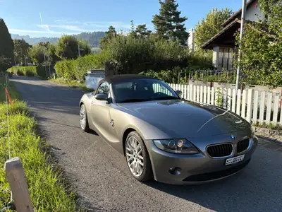 BMW Z4 2.2i Roadster 2005 — Cabriolet sportif mythique, entretien impeccable — Heckansicht