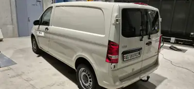Mercedes-Benz Vito 116 CDI 4x4 — Utilitaire robuste, faible kilométrage et transmission automatique — dettaglio