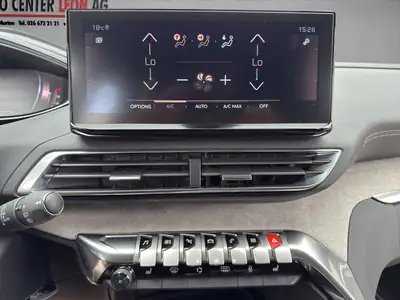 Peugeot 3008 1.2 PureTech GT Pack — SUV compact dynamique, 48 000 km seulement — Thumbnail 15
