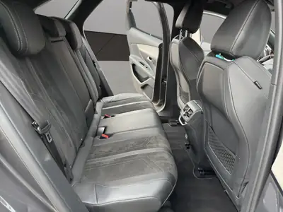 Peugeot 3008 1.2 PureTech GT Pack — SUV compact dynamique, 48 000 km seulement — Thumbnail 18