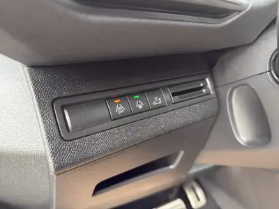 Peugeot 3008 1.2 PureTech GT Pack — SUV compact dynamique, 48 000 km seulement — Thumbnail 25