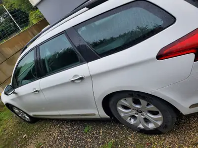 Citroën C5 Tourer 1.6 Turbo Rossignol — Monospace familial spacieux, révision complète effectuée — Heckansicht