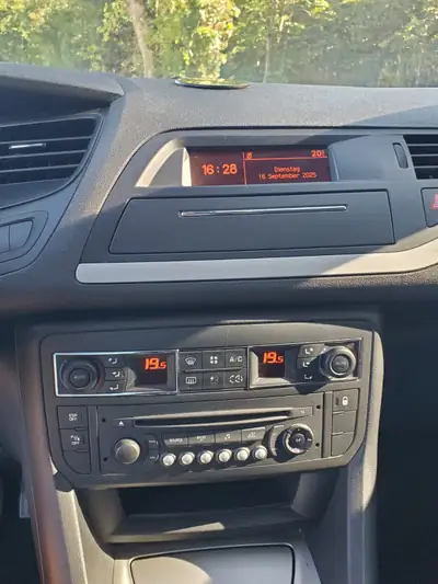 Citroën C5 Tourer 1.6 Turbo Rossignol — Monospace familial spacieux, révision complète effectuée — Innenraum