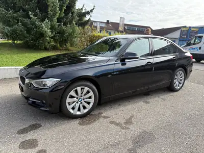 BMW 335i Sport Line 2012 — Berline sportive premium, état impeccable, 120'000 km — Miniature 12