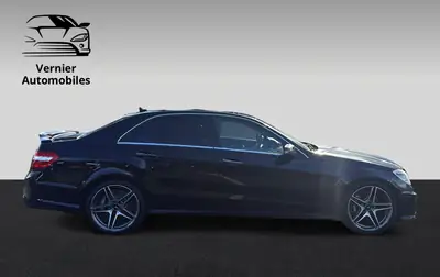 Mercedes-Benz E 63 AMG — Berline sport légendaire, 525 ch et expertise récente — Thumbnail 9