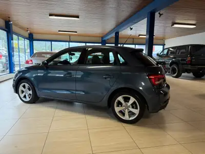 Audi A1 Sportback 1.4 TFSI S-tronic — Citadine dynamique, garantie 12 mois — détail