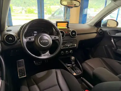 Audi A1 Sportback 1.4 TFSI S-tronic — Citadine dynamique, garantie 12 mois — Miniature 14